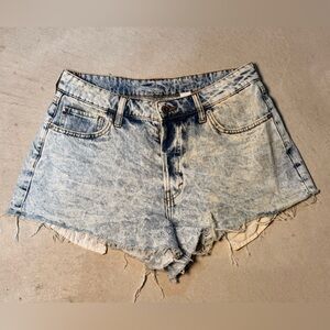 Denim Women's Jean Shorts Frayed Hem Size 10 EH 163